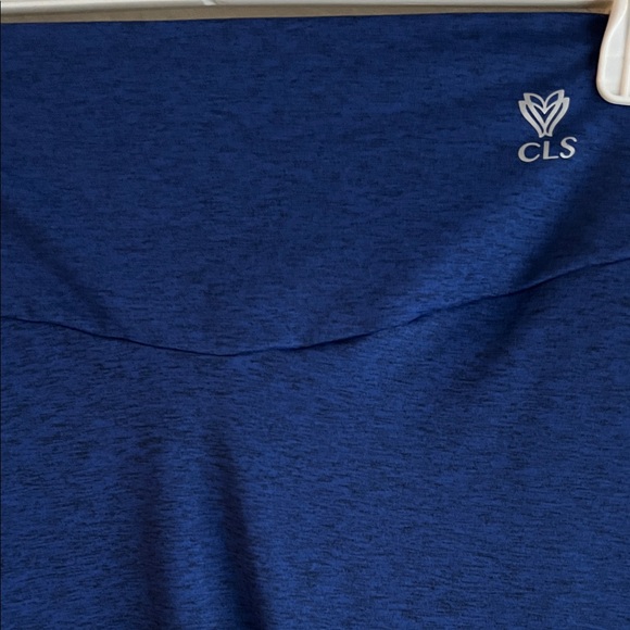 NWOT CLS  V Back Ruffle Pocket Leggings Solid High-Waisted in Size XL - Picture 4 of 12